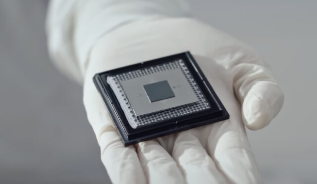 675802399b72e01fb8e21b66_google_willow_chip