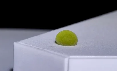 67fcb0555ba9177d524d7193_liquid-robot-teflon-and-water