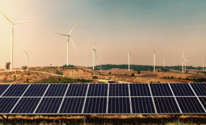 681889355ff9109a7f707cbd_wind-turbine-with-solar-panel