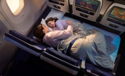United Airlines  Relax Row
