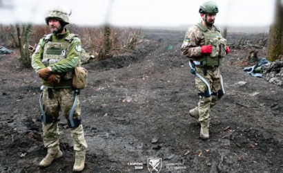 ukraine-soldiers-exoskeleton
