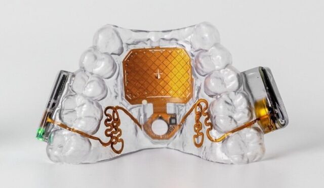 mouse-augmental-mouthpad-tongue-control-designboom-06