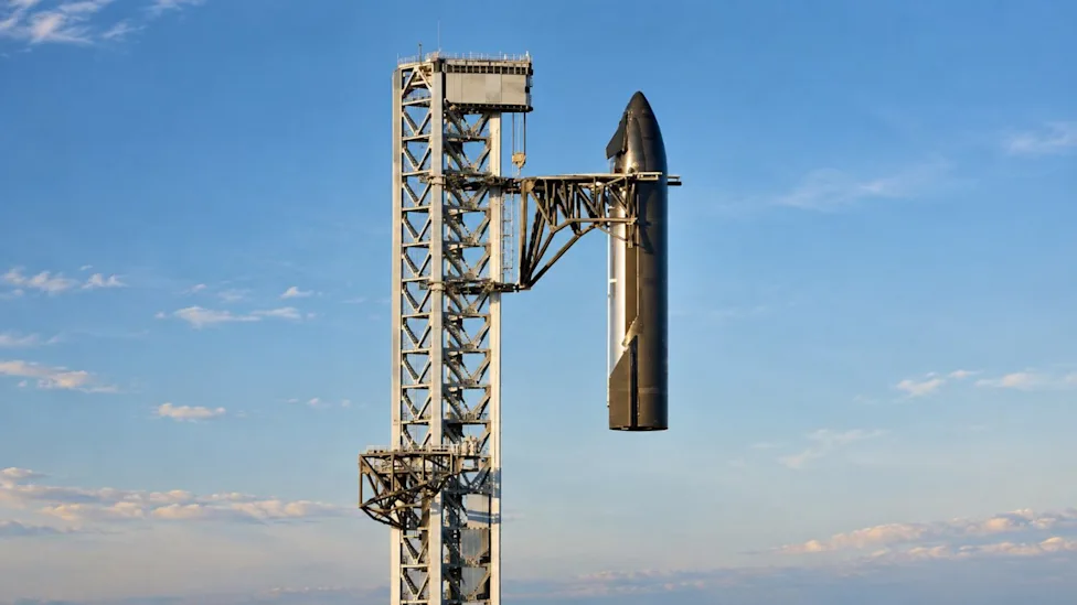 SpaceX, Starship roketinin iki aşamasını da havada yakalamaya hazırlanıyor